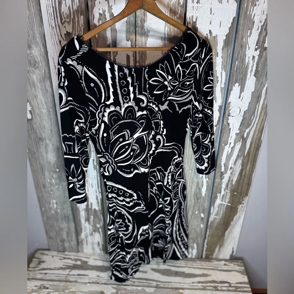 White House Black Market Dress Mid sleeve size Small Floral Black & White - Picture 7 of 7